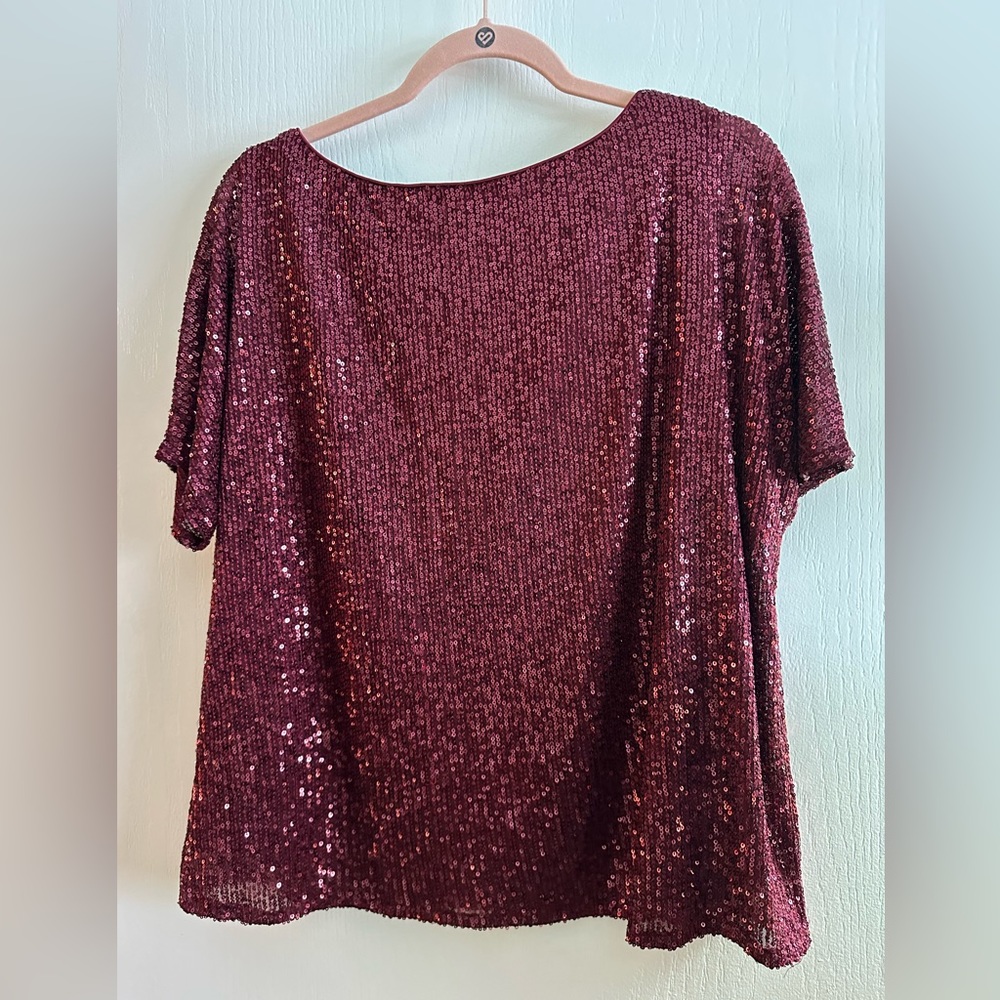 Sequin top - Picture 2 of 4